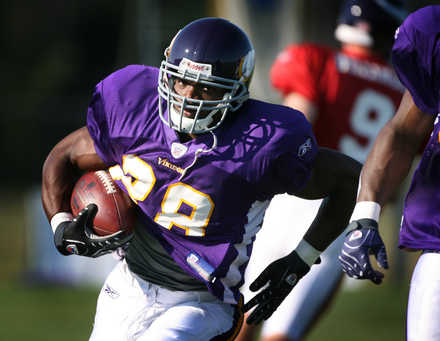 adrian peterson vikings camp